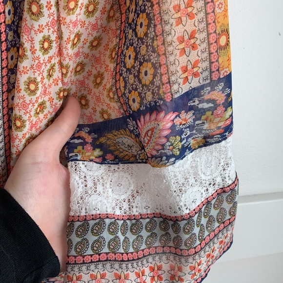 Fig & Flower Multicolor Quarter Sleeve Blouse - Picture 4 of 4